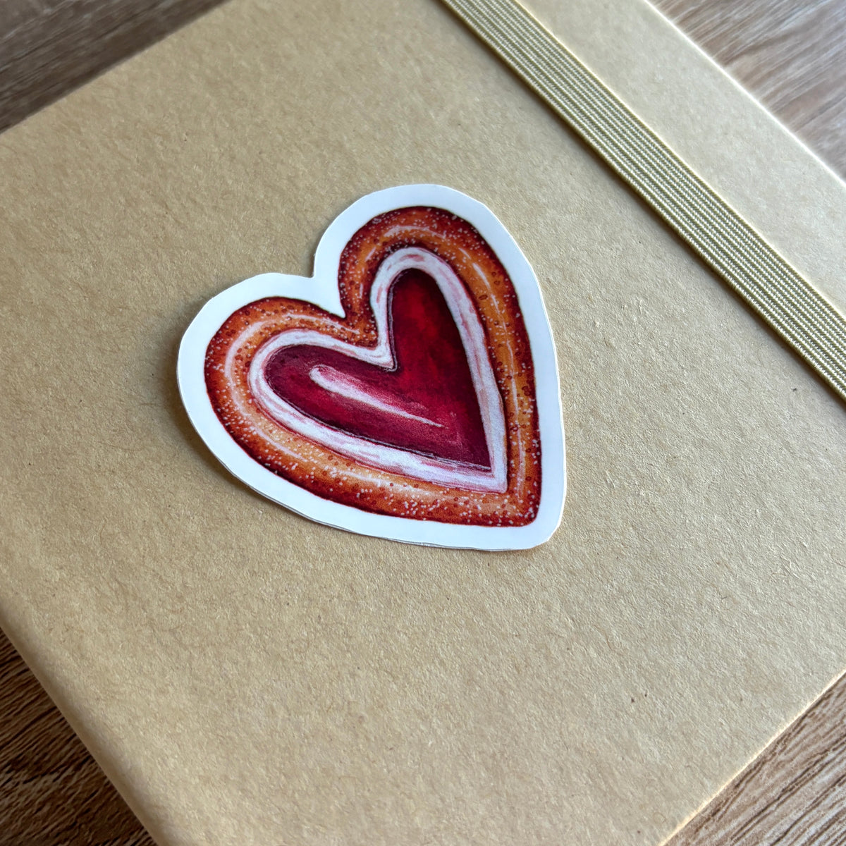 photo représentant un sticker biscuit en forme de cœur