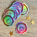 sticker représentant un cadre portrait de chat holographique